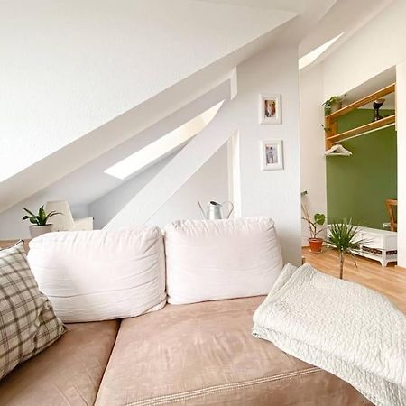 Schoene Ferienwohnung Mit Blick Ueber Stadtwald Leipzig Exterior foto