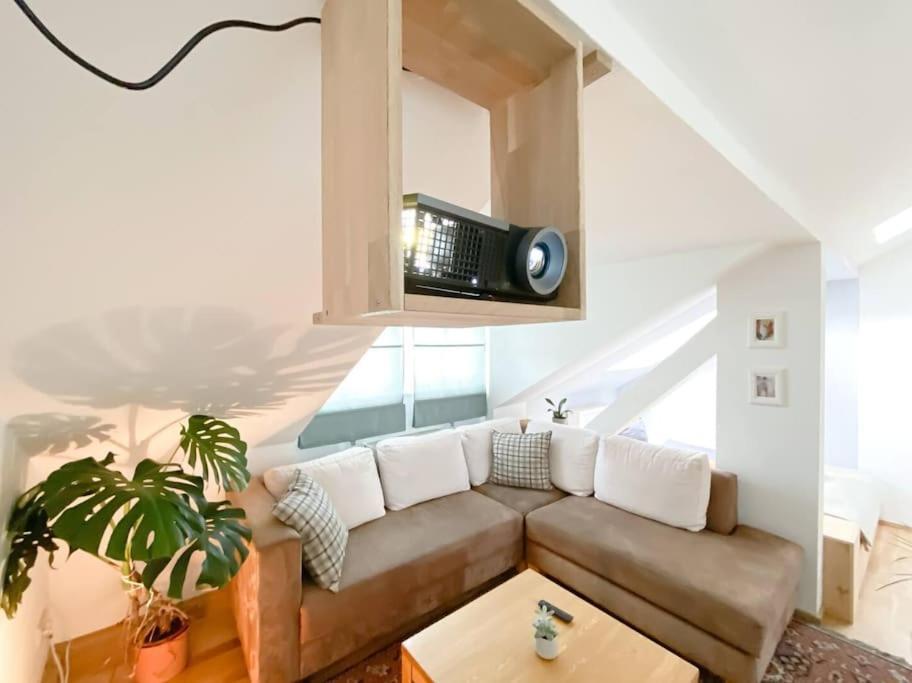 Schoene Ferienwohnung Mit Blick Ueber Stadtwald Leipzig Exterior foto